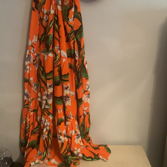 Zara Vibrant Orange Long Sleeve Dress. Vacation Ready - Preloved - Picture 11 of 16